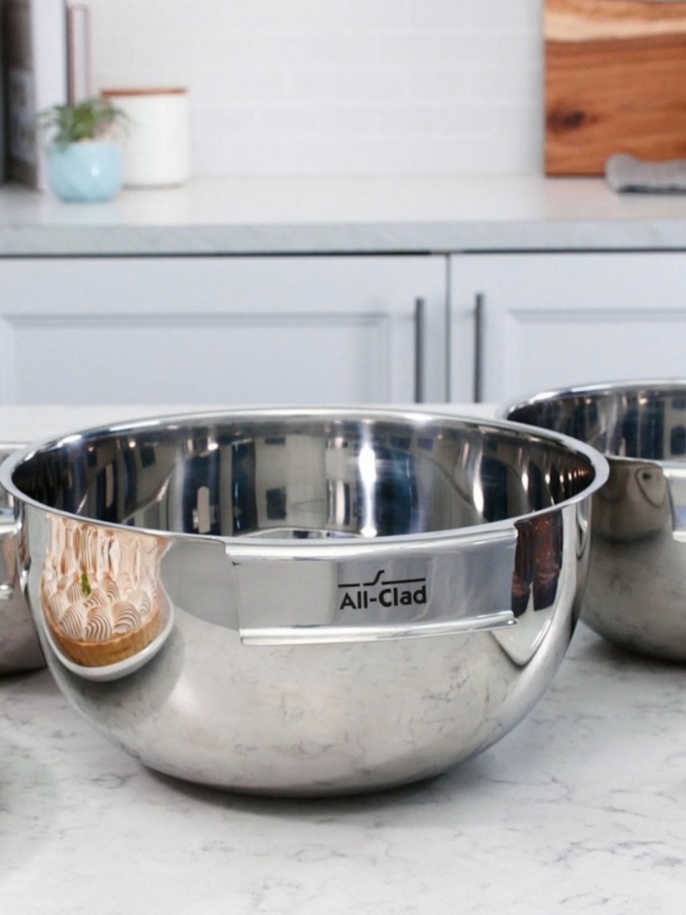 New! Crate&Barrel x All-Clad Polished Stainless Steel Mixing Bowl - 3QT